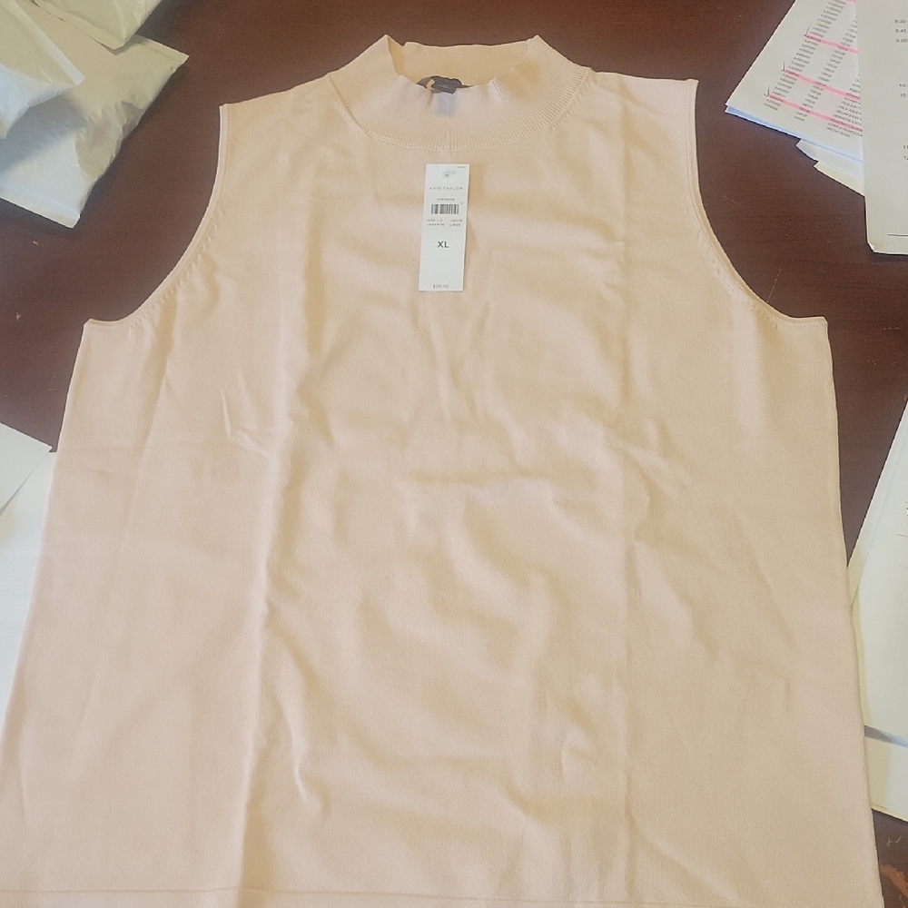 Ann Taylor Sleeveless Mock Neck Top in Pale Peach